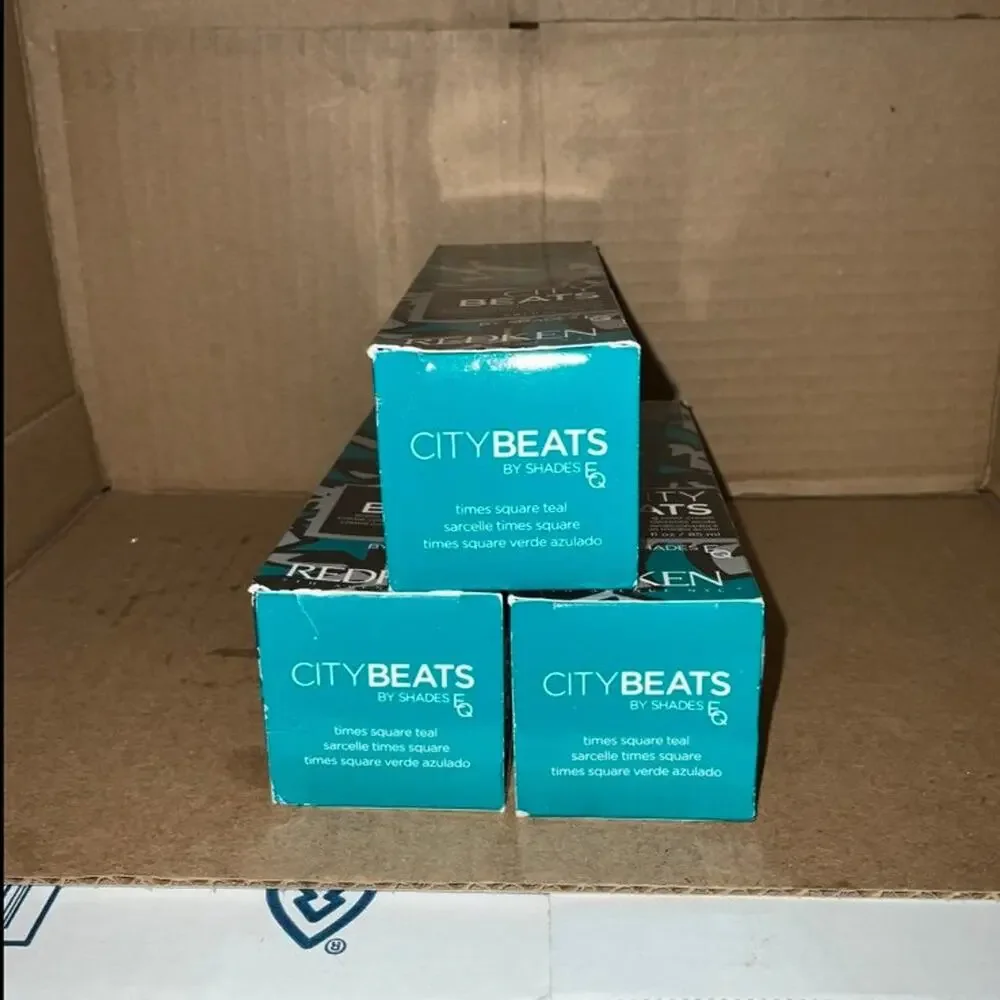 Redken City Beats Shades EQ Times Square Teal‎ Semi-Permanent Hair Color